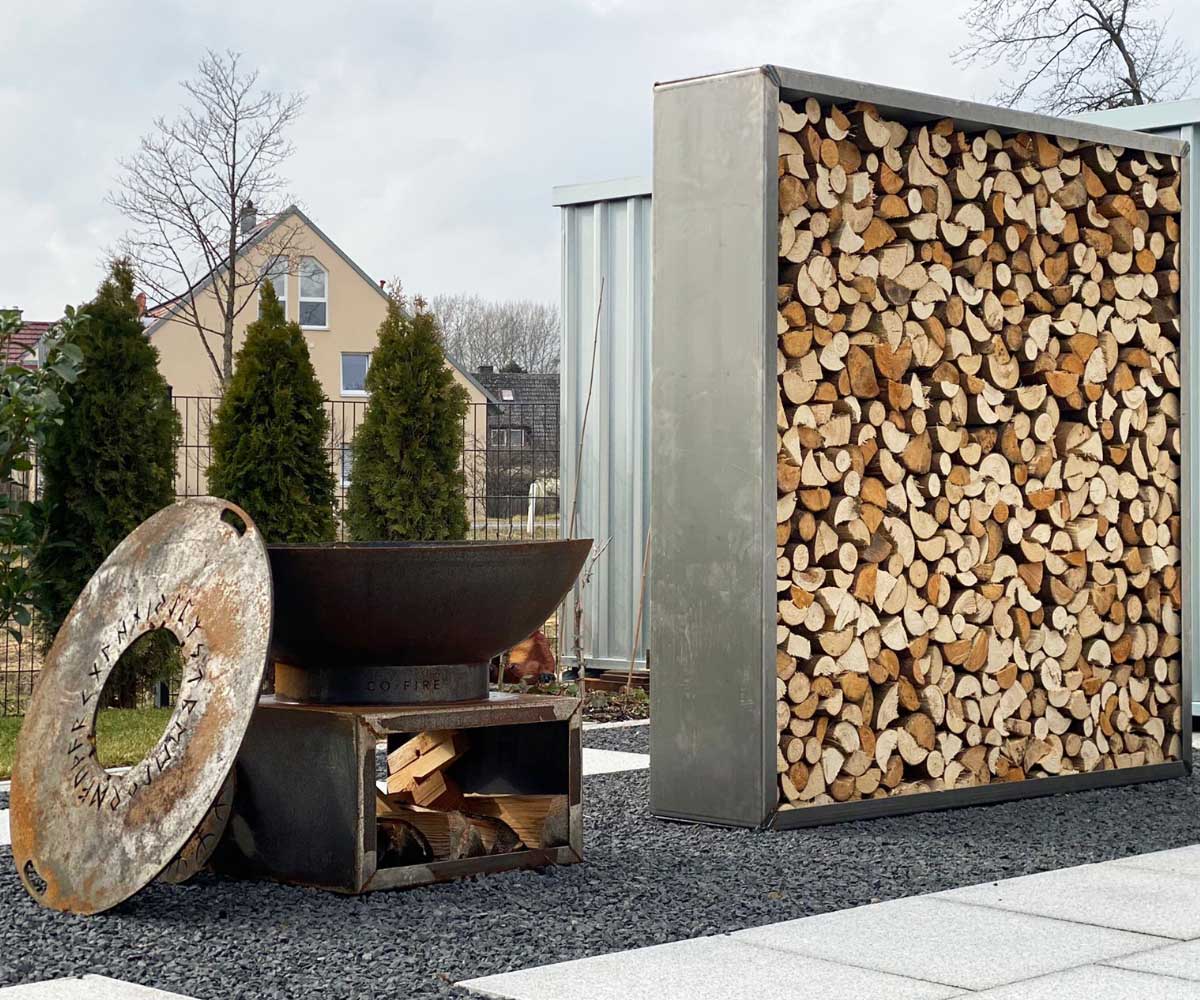 Holzlager als Sichtschutz 180x180cm Rost Design