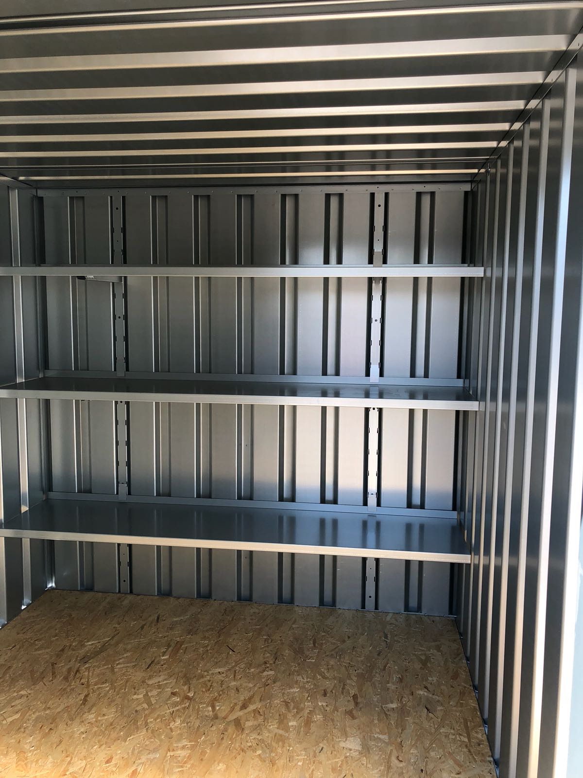 Container Regale 2 Meter mit einfachem Stecksystem - SET (3xRegalböden)