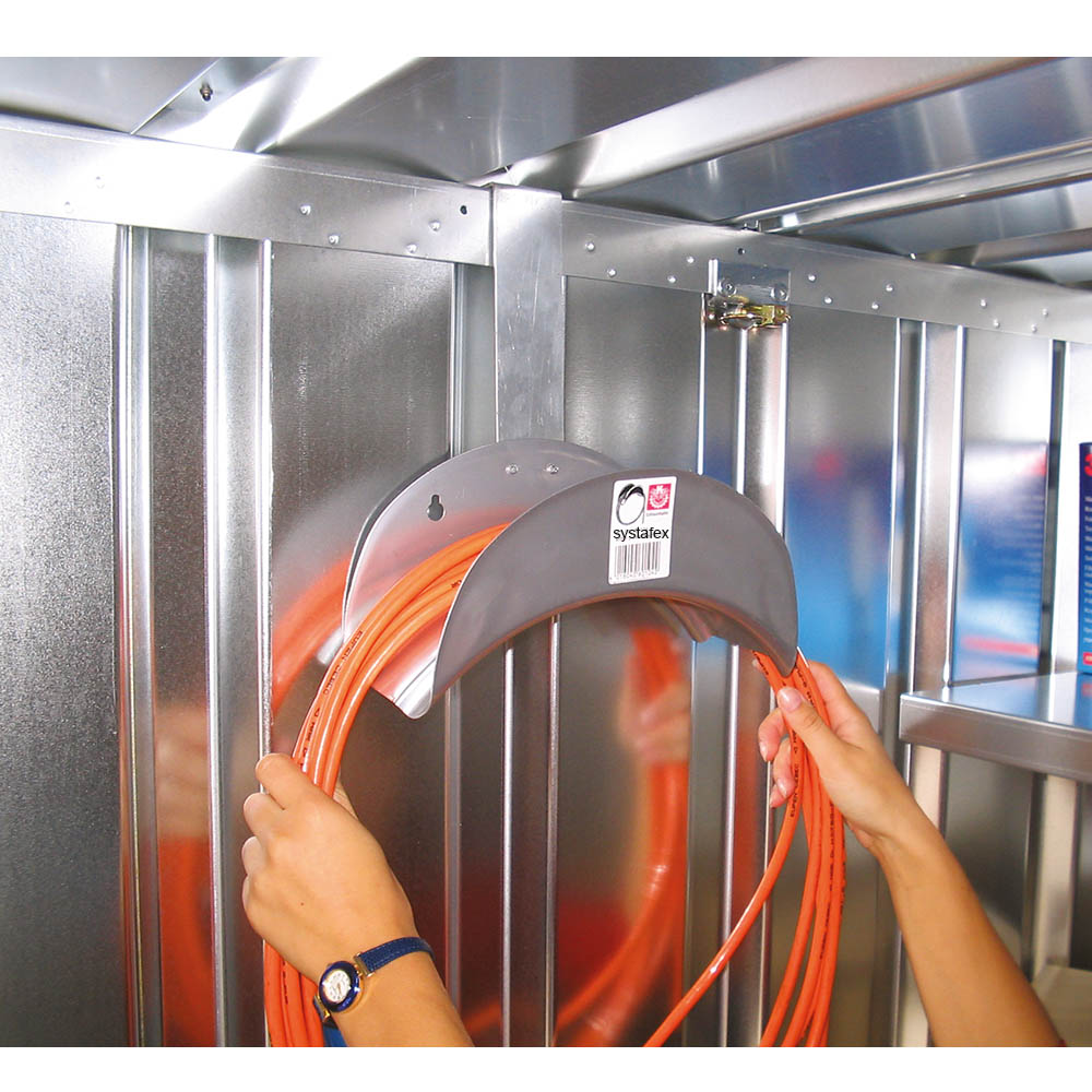 Einfache Anbringung von Kabel im Container