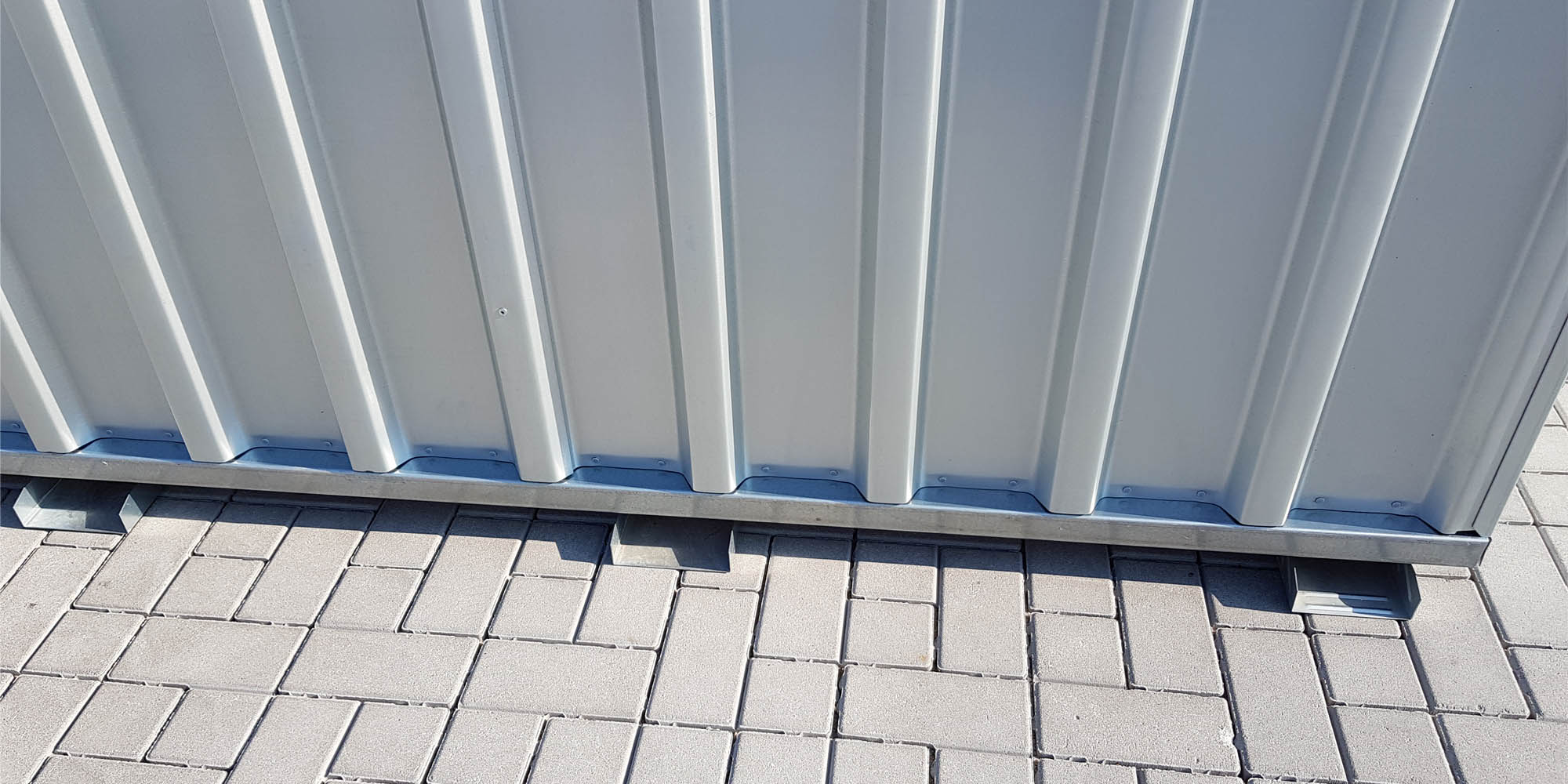 5m Materialcontainer- mit Doppelflügeltür und Kranösen