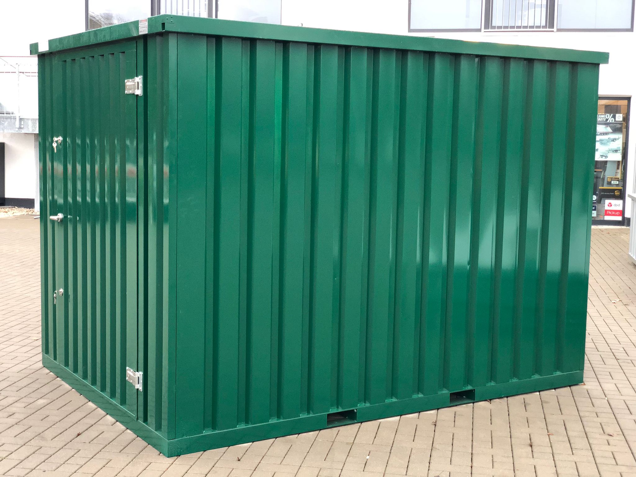 Grosse 4m Gartenhütte in Moosgrün RAL 6005 mit Einflügeltür