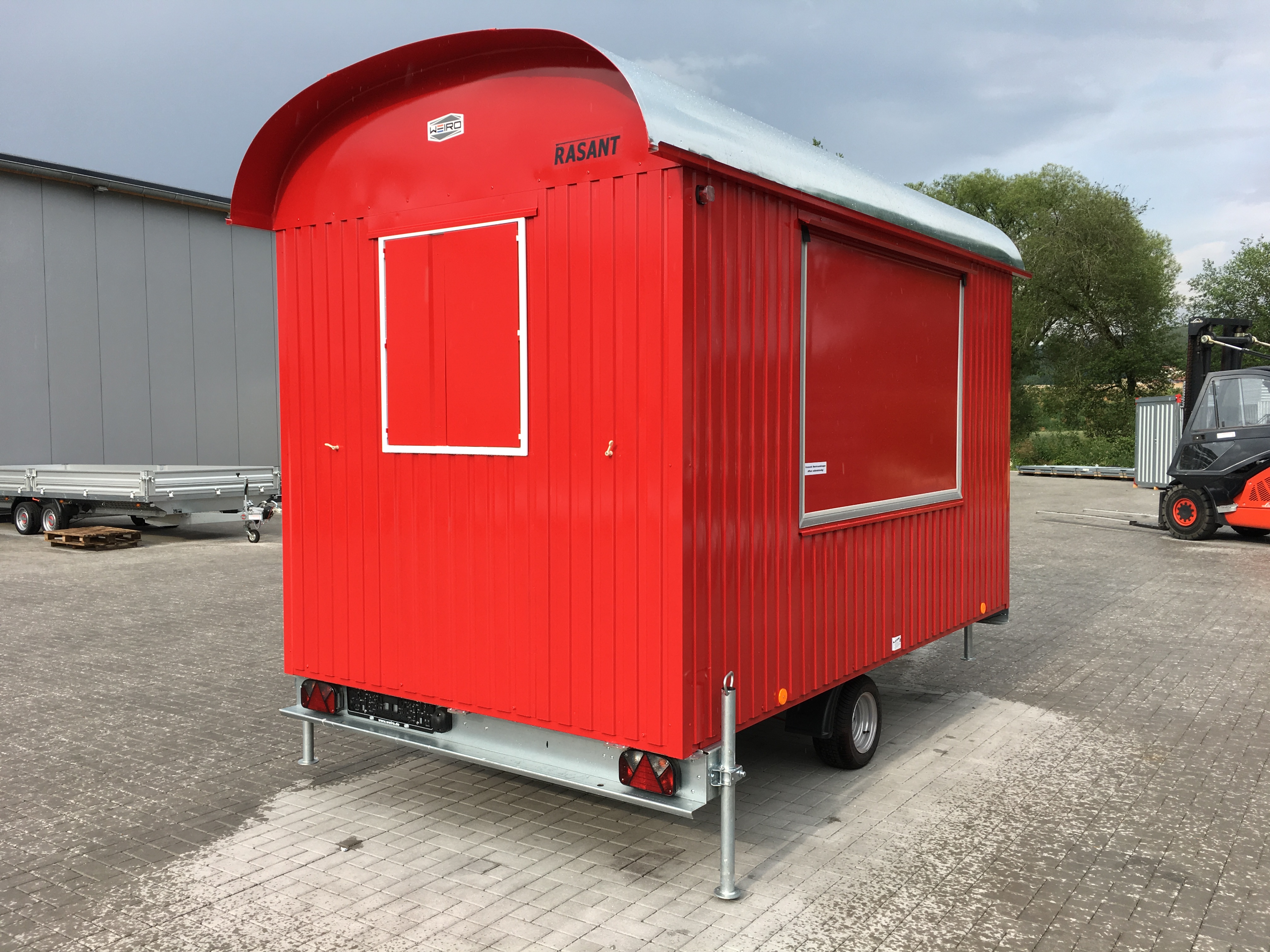 Verkaufswagen in Rot